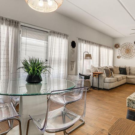 Luxe South Padre Condo With Pool - Walk To Beach! Саут-Падре-Айленд Екстер'єр фото