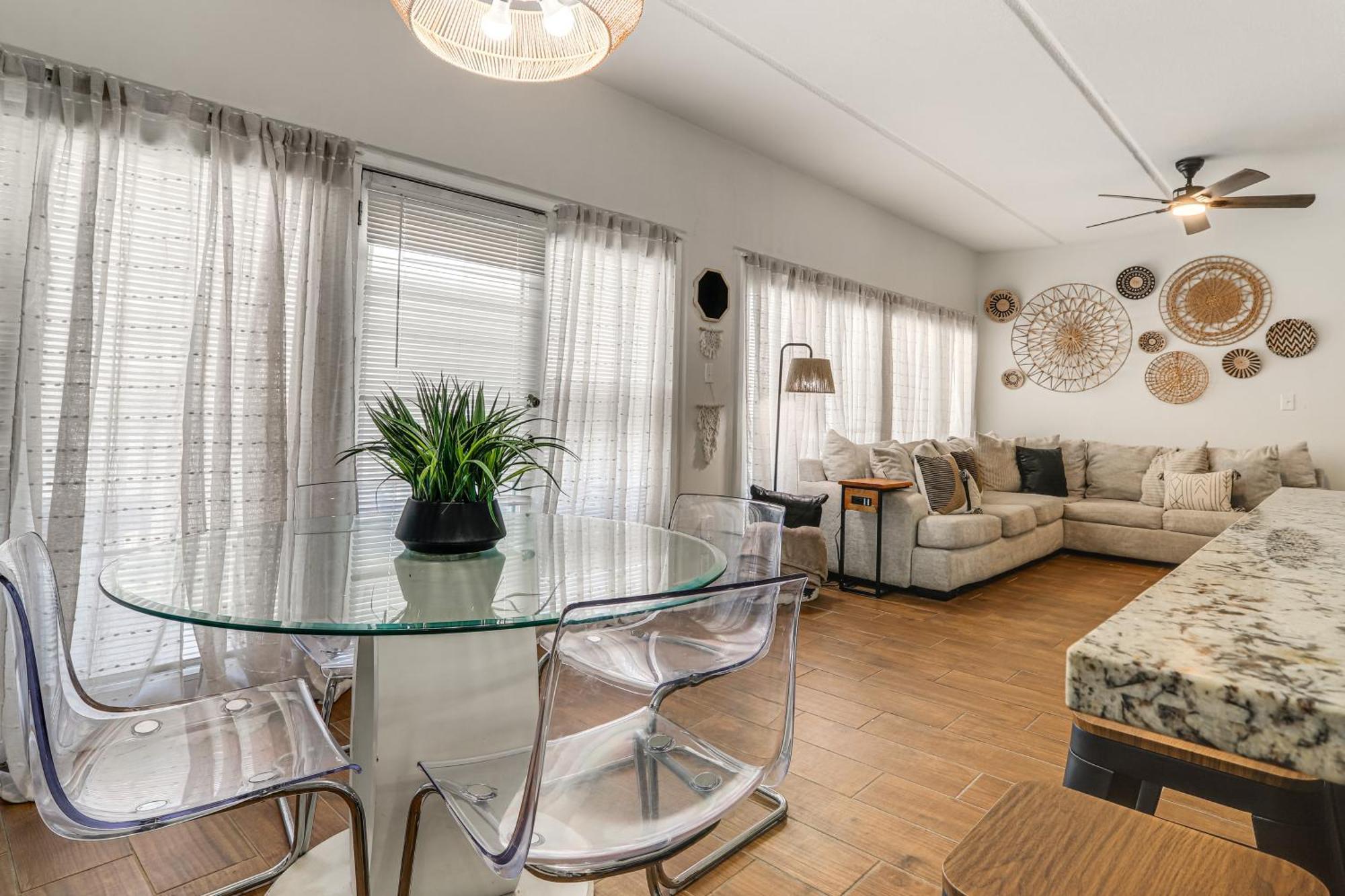 Luxe South Padre Condo With Pool - Walk To Beach! Саут-Падре-Айленд Екстер'єр фото